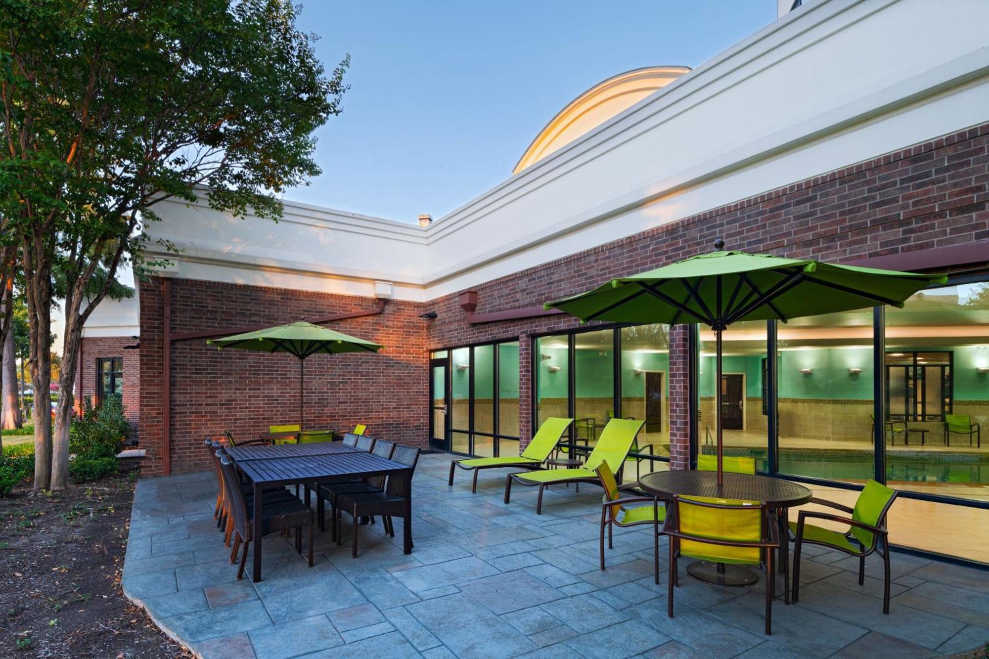 Springhill Suites By Marriott Dallas Dfw Airport East Las Colinas Irving Exterior photo