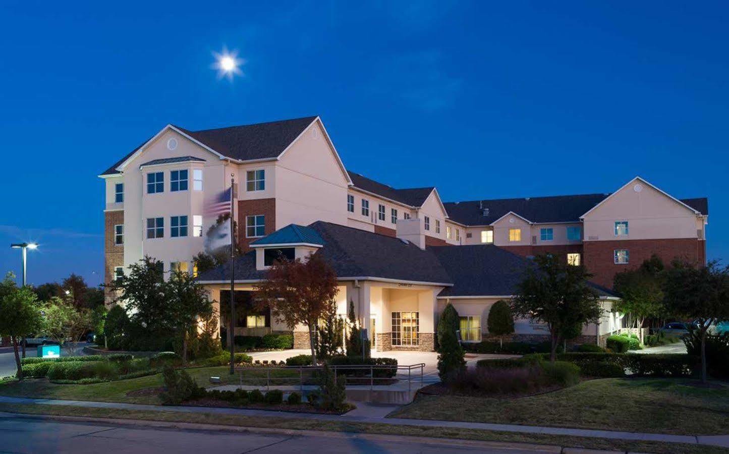 Springhill Suites By Marriott Dallas Dfw Airport East Las Colinas Irving Exterior photo